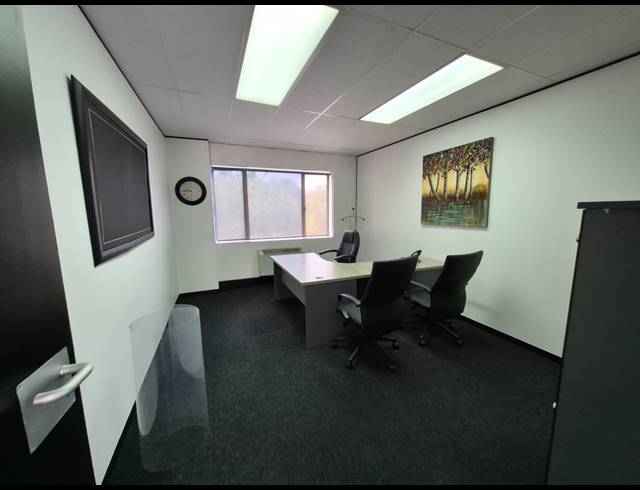 555M² OFFICE TO LET IN ILLOVO
